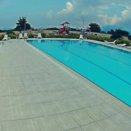 Villa Family Friend Poolbbq 3b1 Alacati Cesme Ildiri